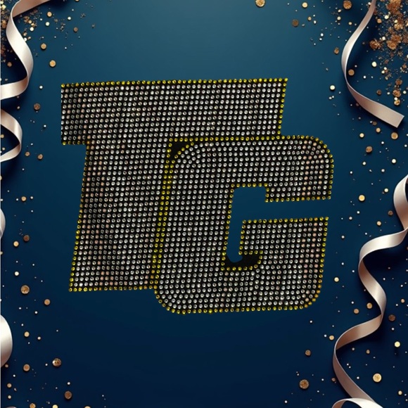 Black and White Paw Print Baseball Jersey - Picture 4 of 6